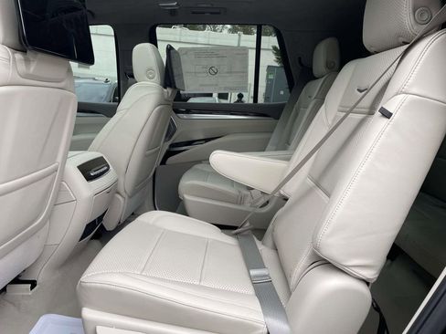 New 2026 Cadillac Escalade Platinum Sport w/ LPO, ONYX Package image 14