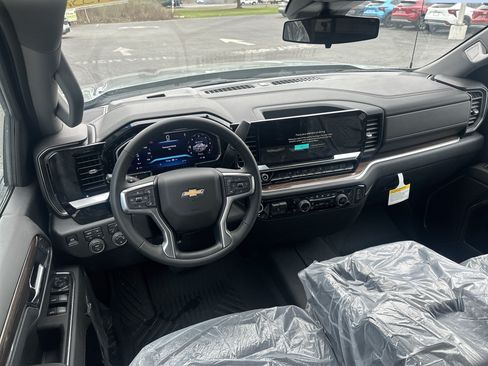 New 2026 Chevrolet Silverado 1500 LT AWD/4WD image 7