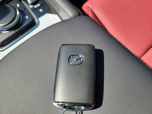 New 2026 MAZDA MAZDA3 2.5 S Hatchback w/ Premium Pkg FWD image 35