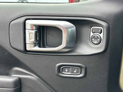 New 2026 Jeep Gladiator Willys image 11