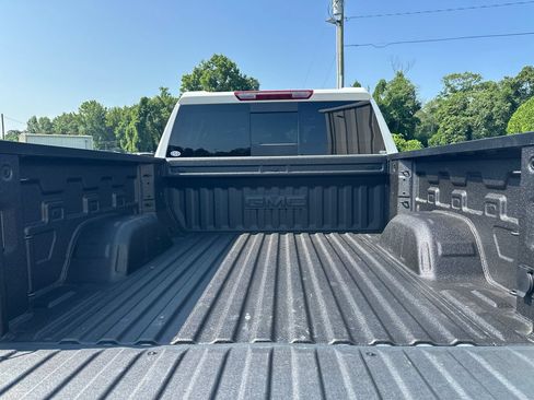 Used 2026 GMC Sierra 1500 SLT w/ SLT Premium Plus Package AWD/4WD image 19