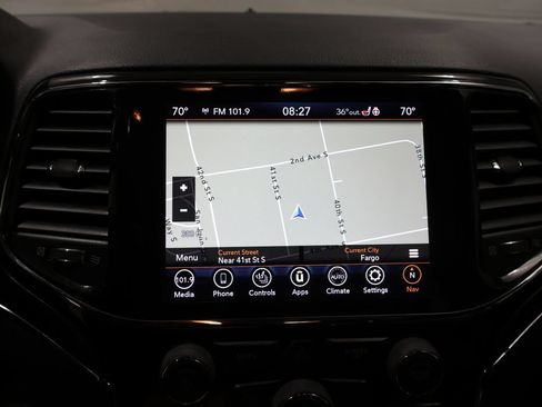 Certified 2022 Jeep Grand Cherokee Limited AWD/4WD image 28
