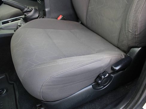 Used 2019 Toyota Tacoma TRD Sport AWD/4WD image 24