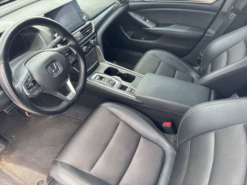 Used 2022 Honda Accord Sport image 9
