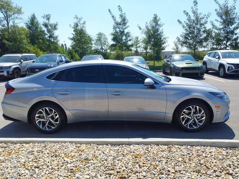 Certified 2023 Hyundai Sonata SEL FWD image 4
