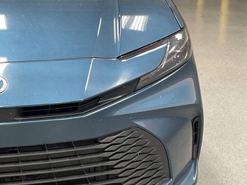Used 2025 Toyota Camry LE w/ Convenience Package FWD image 3