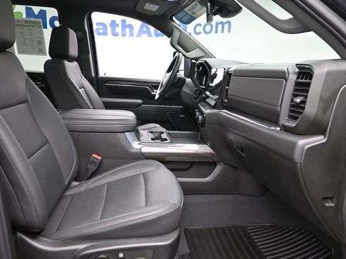 Used 2024 Chevrolet Silverado 2500 LTZ w/ LTZ Plus Package image 7