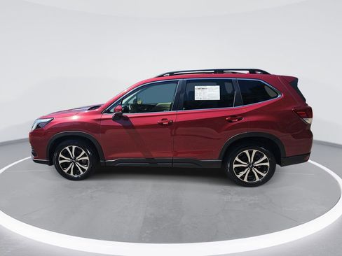 Used 2022 Subaru Forester Limited AWD/4WD image 8