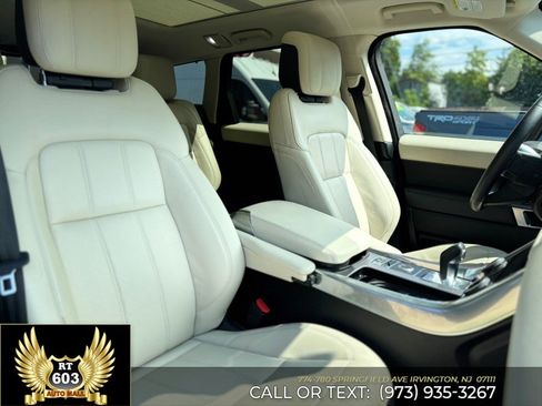 Used 2020 Land Rover Range Rover Sport HSE AWD/4WD image 19