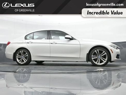 Used 2017 BMW 330i Sedan RWD image 27
