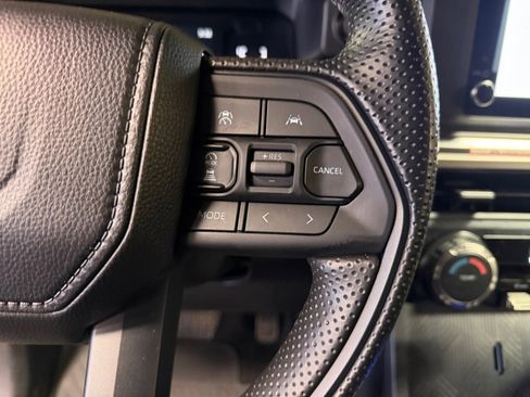 Used 2025 Toyota Tacoma SR5 image 23