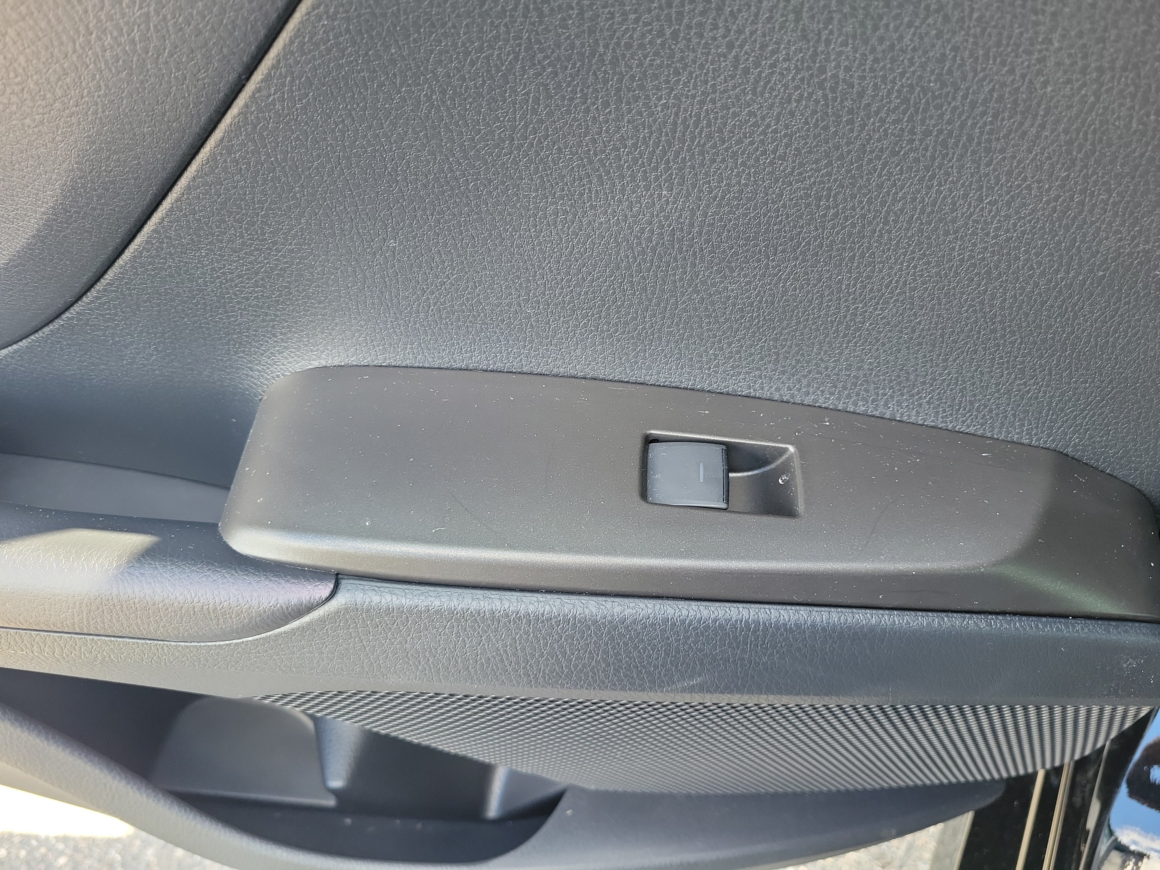 Used 2024 Toyota Camry LE FWD image 17