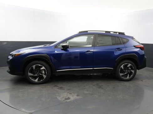 Certified 2025 Subaru Crosstrek 2.5i Limited w/ Crosstrek Mirror Package image 2