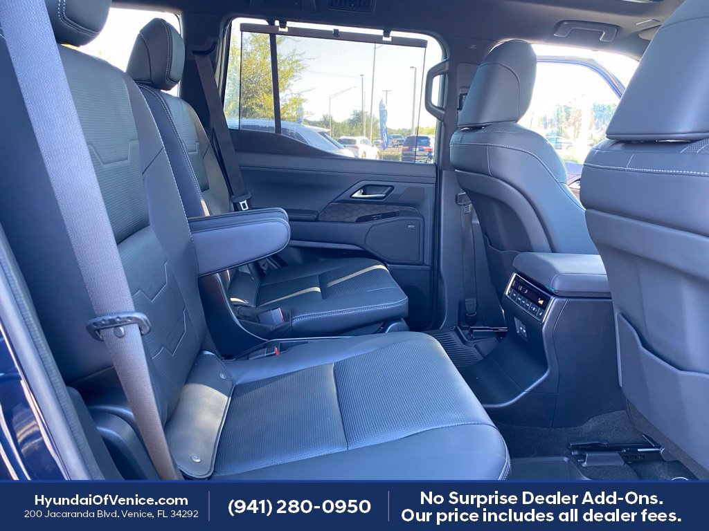 Used 2025 Lexus GX 550 AWD/4WD image 23