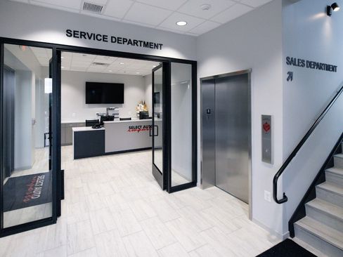 Used 2022 Mercedes-Benz E 450 Coupe image 22