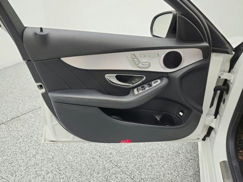 Used 2020 Mercedes-Benz C 300 Sedan image 12
