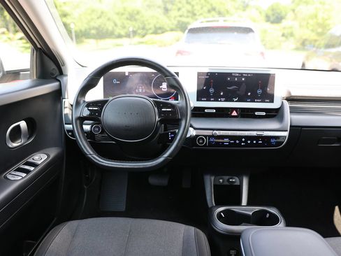 Certified 2024 Hyundai Ioniq 5 SEL AWD/4WD image 14