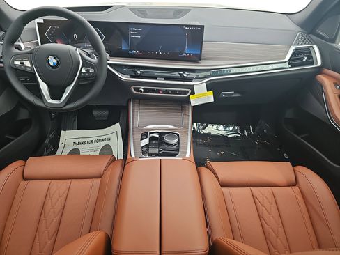 New 2026 BMW X5 xDrive40i w/ Climate Comfort Package AWD/4WD image 9