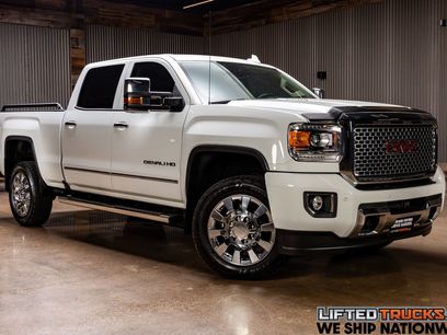 Used 2016 GMC Sierra 2500 Denali w/ Duramax Plus Package