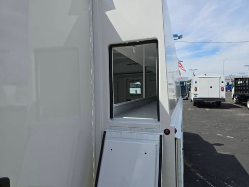 New 2025 Chevrolet Express 3500 1WT w/ Power Convenience Package image 28