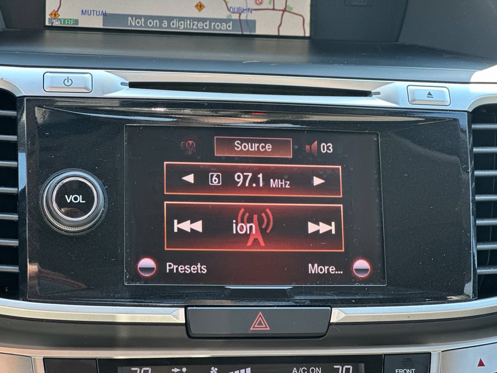 Used 2014 Honda Accord EX-L image 23
