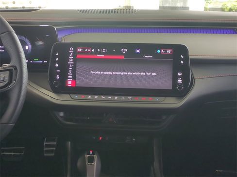 Used 2024 Dodge Charger R/T w/ Plus Group image 17