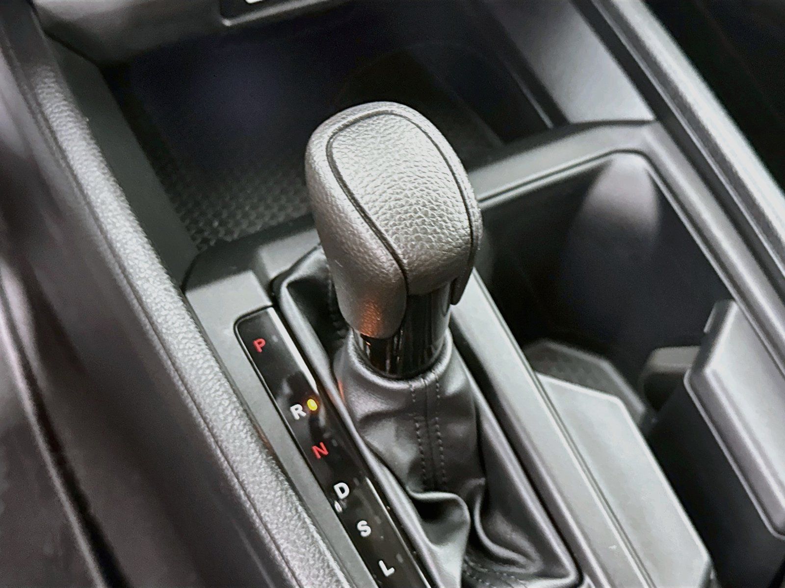 Certified 2025 Honda Accord LX image 19