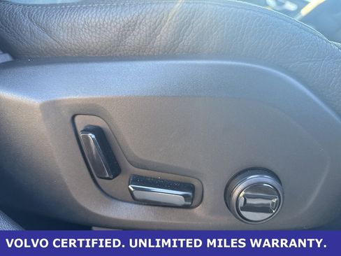 Certified 2025 Volvo V60 B5 Cross Country Plus image 11