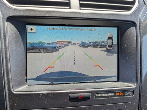Used 2019 Ford Explorer XLT w/ Equipment Group 201A FWD image 29