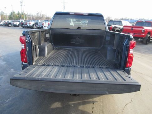 Used 2019 Chevrolet Silverado 1500 LT image 6