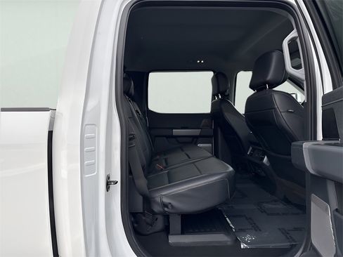Used 2023 Ford F350 Lariat w/ Lariat Ultimate Package image 11