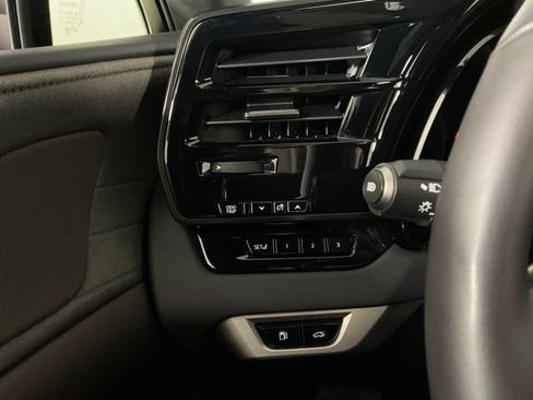 Used 2024 Lexus RX 450h AWD w/ Luxury Package image 23