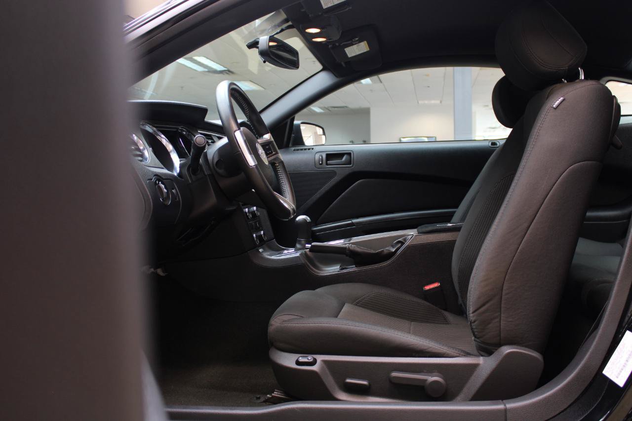 Used 2014 Ford Mustang GT w/ Equipment Group 301A RWD image 38
