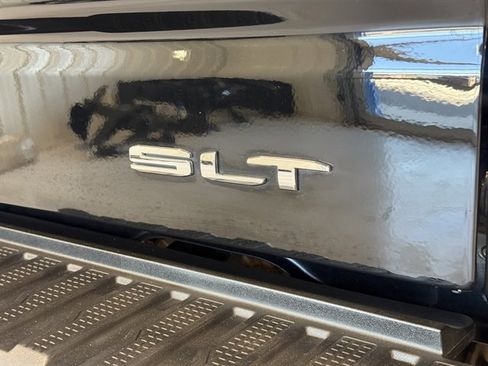 Used 2021 GMC Sierra 1500 SLT w/ SLT Premium Plus Package image 8
