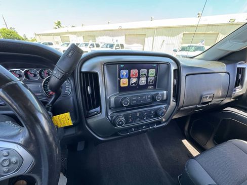Used 2019 Chevrolet Silverado 1500 LT AWD/4WD image 28