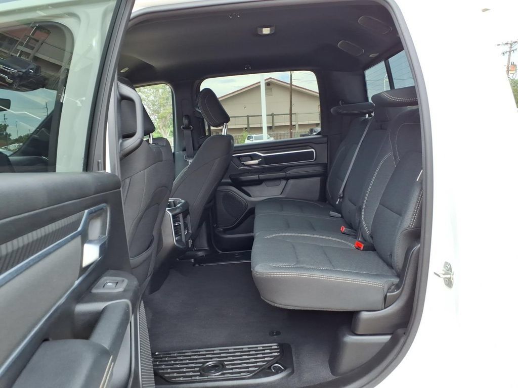 Used 2025 RAM 1500 Big Horn AWD/4WD image 19
