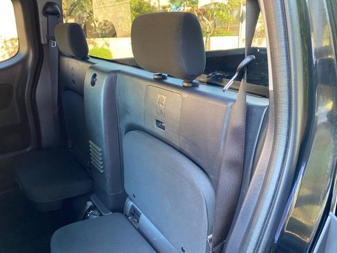 Used 2022 Nissan Frontier S RWD image 36