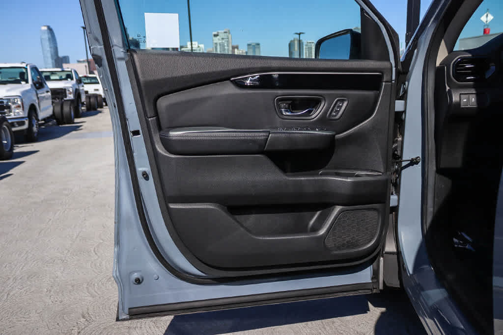 Used 2024 Honda Pilot Touring image 22