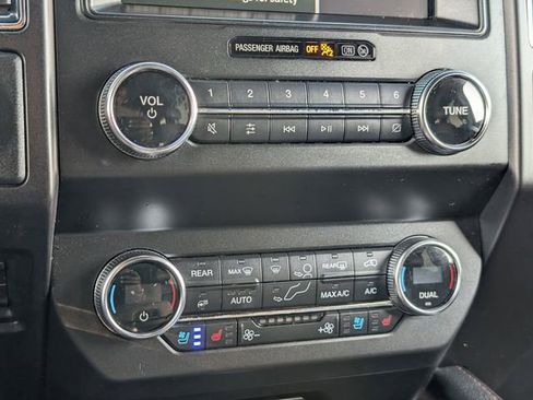 Used 2020 Ford Expedition King Ranch image 17