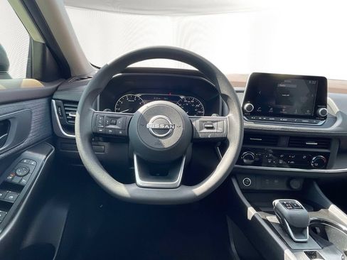 Used 2023 Nissan Rogue S AWD/4WD image 13