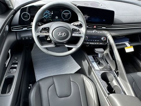 New 2026 Hyundai Elantra Limited image 13