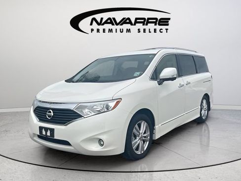 Used 2016 Nissan Quest Platinum FWD image 4