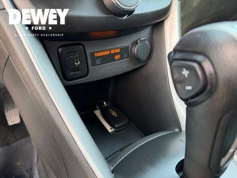 Used 2022 Chevrolet Trax LT w/ Premium Seat Package AWD/4WD image 21
