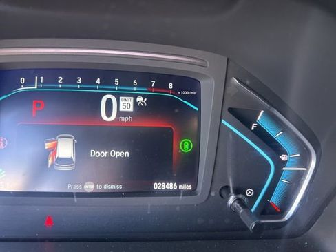 Used 2023 Honda Odyssey Touring image 23