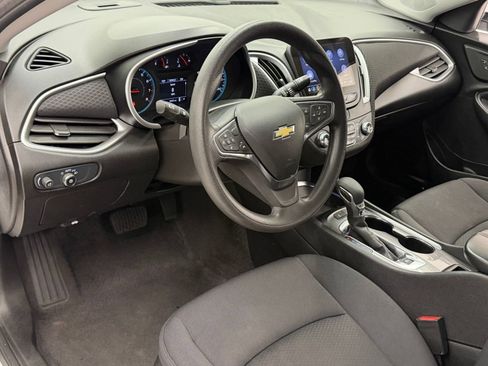 Used 2024 Chevrolet Malibu LT FWD image 3