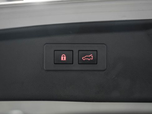 Used 2022 Subaru Outback Wilderness w/ Wilderness Package image 14