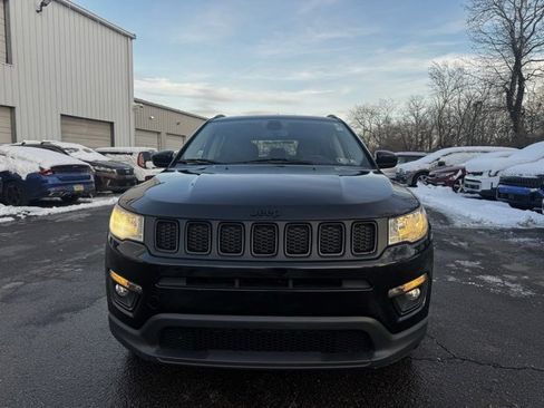Used 2020 Jeep Compass Latitude image 2