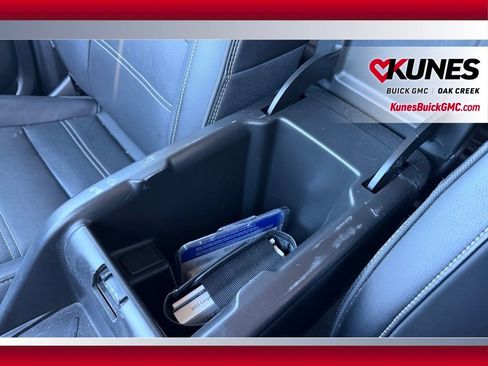 Used 2021 GMC Canyon Denali image 26