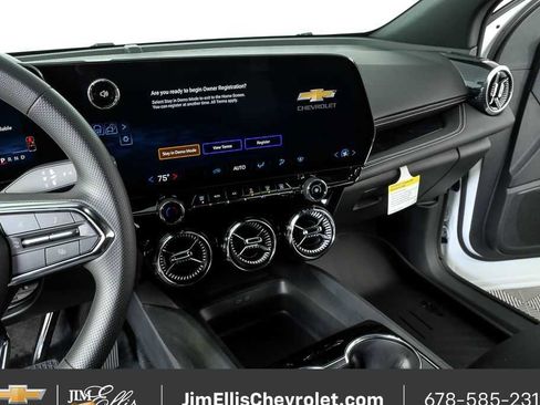 New 2026 Chevrolet Blazer EV LT image 13