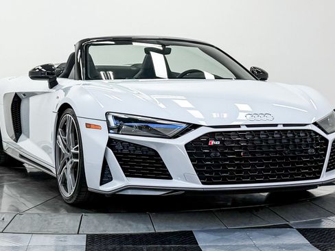 Used 2023 Audi R8 V10 performance w/ Full Leather Package AWD/4WD image 3